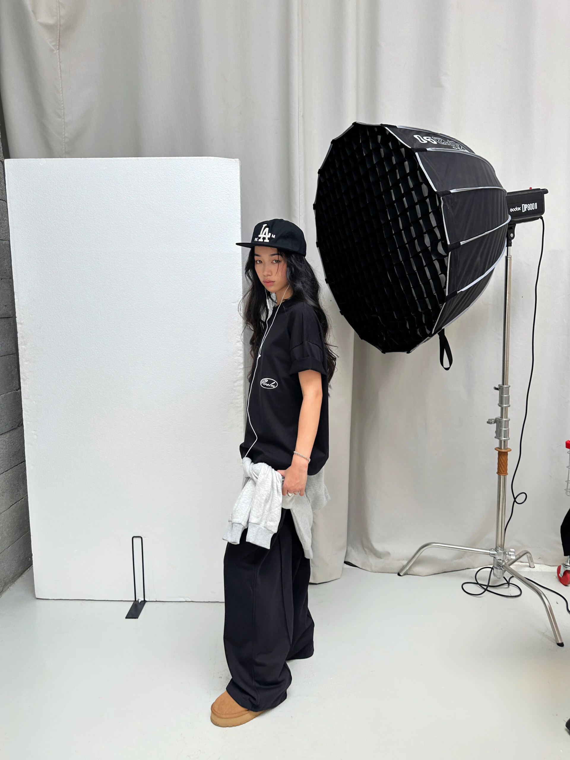 REALM OF MINIMAL TEE - Hình ảnh 6